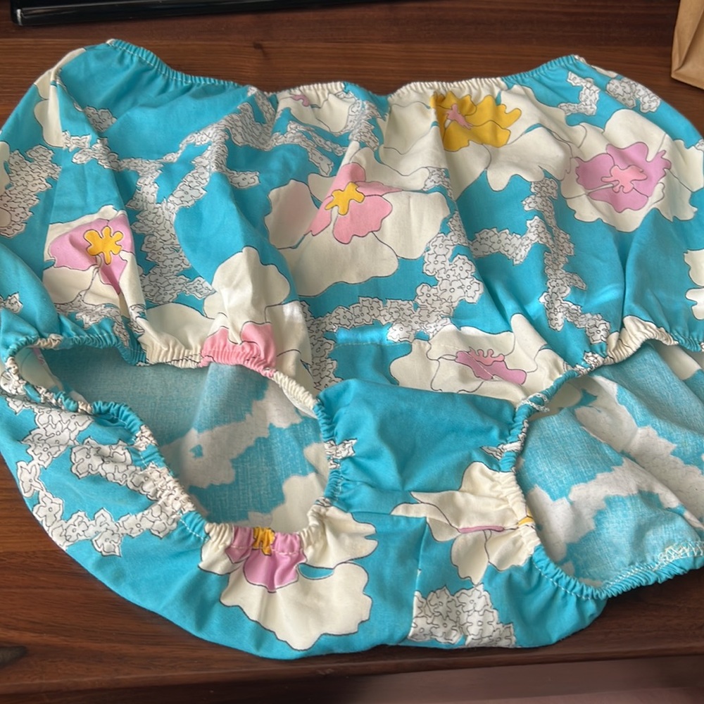 True Vintage ‘60s Volup Bathing Suit (Size 14/16 Now) - Picture 6 of 8
